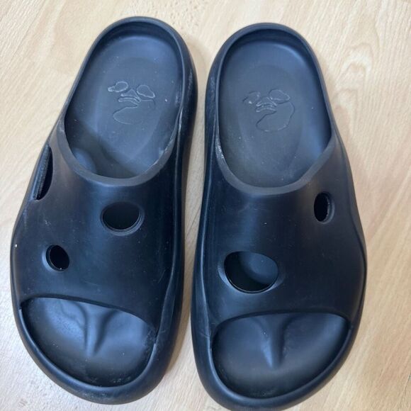 Off White Rubber Meteor Slides Women's 38 Black Made in Italy - Picture 2 of 7